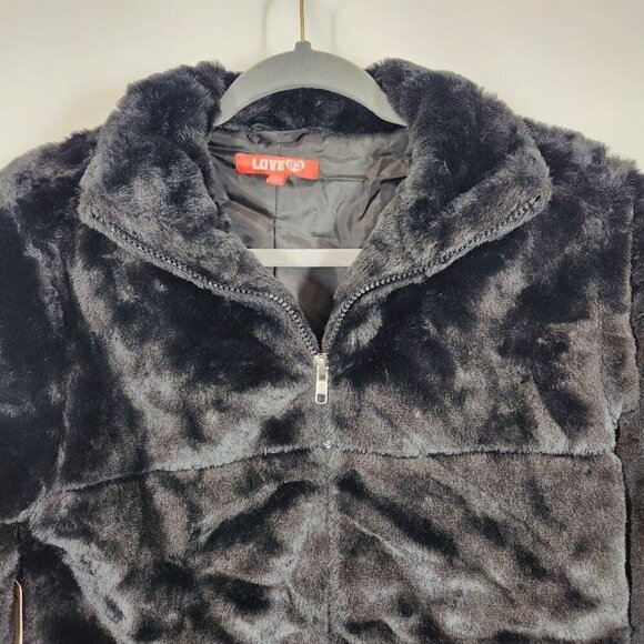 Love83 Faux Fur Jacket in Black - Size Medium - Picture 3 of 9